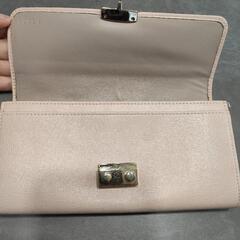 FURLA　長財布の画像