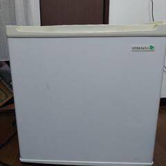 ヤマダ　小型冷蔵庫