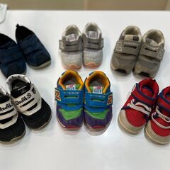 キッズシューズ　１３ｃｍ～１５ｃｍ