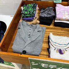 キッズジャケット　男の子　１４０ｃｍの画像