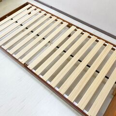 【受渡者決定
】シングルベッド すのこ コンセント付き 高さ調整付きの画像