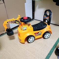 おもちゃの乗り物　ショベルカー