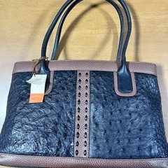 オーストリッチ　新品未使用