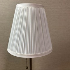IKEA テーブルランプ　ARSTID 　の画像