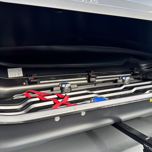 値引き可　
TERZO ﾙｰﾌﾎﾞｯｸｽ ORCA/420l