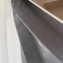 ニトリ　遮光1級・遮熱カーテン（無地・アイボリー）200×200 2枚＋レースカーテンの画像