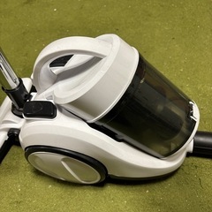 山善サイクロン掃除機の画像