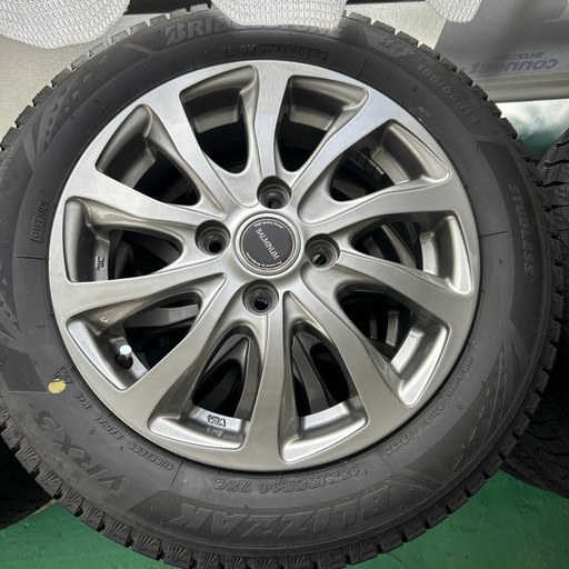BLIZZAK VRX3スタッドレスタイヤ 155/65r14