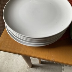 取り引き中FREE 無料で皿、鍋など譲りますの画像