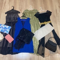 ドレスと小物の格安レンタル(1000円〜)