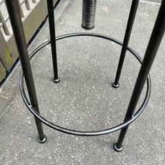 《売約済》【武蔵小山店】【在庫2点→0点】関家具　クラッシュゲート　CRASH GATE knot antiques ノットアンティークス　コンベックスⅢ スツール　L サイズ　コンベックススツール　アイアン　インダストリアル　塩系　男前　インテリア　カウンター　ハイスツールの画像