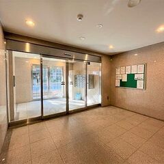 【春日駅】【月約5万円】【週4日×朝1時間】マンション清掃/未経験者可～日払い可の画像