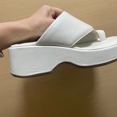 グレイル　サンダル　の画像