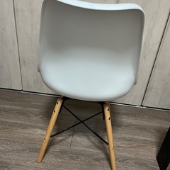 ダイニングチェアの画像