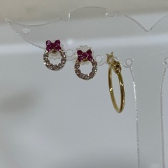 ピアスまとめて3点 差し上げますの画像