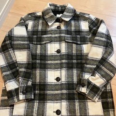 H&M ロングシャツジャケットの画像