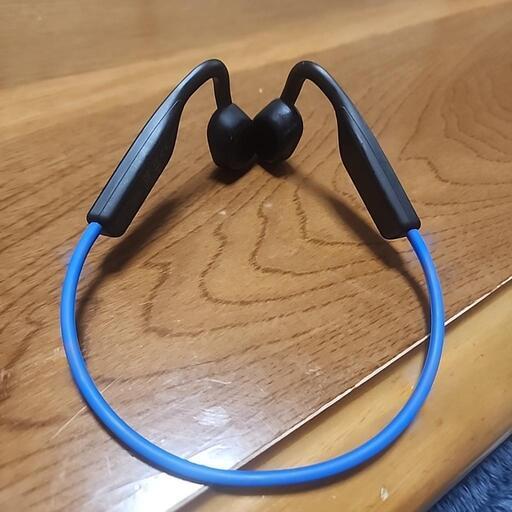 骨伝導イヤホン　OpenMove