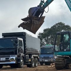 産廃ダンプドライバー募集の画像