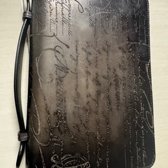 ベルルッティ財布定価367000円で購入の画像