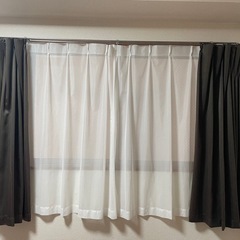 ニトリ　遮光カーテン&レースカーテン2枚ずつセットの画像