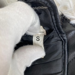 【受け渡し決定しました】 マーシャルワールド キック ボクシンググローブ Sサイズ 黒の画像