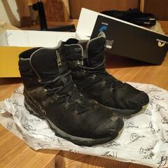 トレッキングシューズ  La Sportiva Ultra ra...