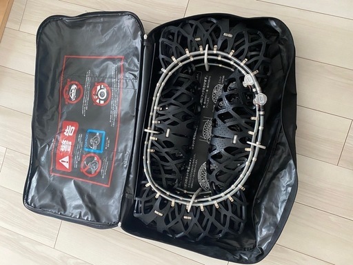 新品未使用タイヤチェーン（高級イエティ）VOXYなどミニバン車にオススメ☆