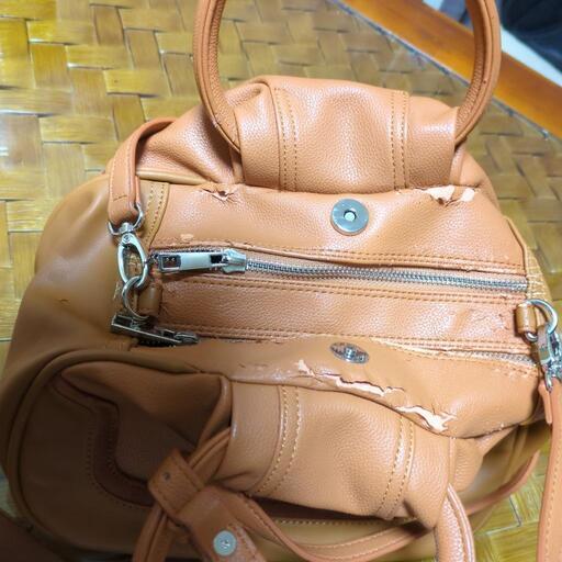 カバン (ゆ) 四ツ木のバッグ《ショルダーバッグ》の中古あげます・譲ります｜ジモティーで不用品の処分