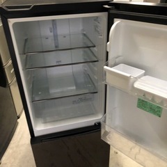 Amazon.co.jp: ハイセンス 【右開き】130L 2ドアノンフロン冷蔵庫 エディオンオリジナル パールホワイト HR-D1302 :  ホーム＆キッチン
