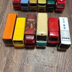 トミカ　トラック　バス系
の画像