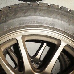 17インチ中古アルミホイールA-TECH SCHNEIDER中古スタッドレス付き225/55R17の画像