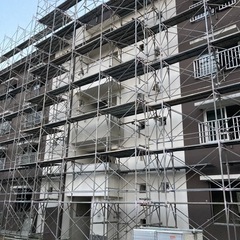 とび／鳶職(足場)スタッフ募集！高収入・即採用🙆の画像