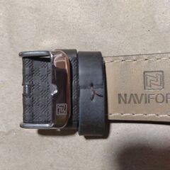 【美品 ベルト柄あり】メンズ　腕時計　の画像