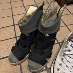 コンバース23センチ
の画像