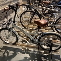 楽天市場】折りたたみ自転車 20インチ シマノ 6段変速 ミニベロ フロント ライト 鍵 カゴ付 折り畳み 自転車 シティサイクル 街乗り 通勤 通学  プレゼント ランキング 収納 軽量 コンパクト : Perfect-Life