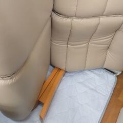 【良い方に渡りました✨リクライニング付きでした❗】『サイズは下記に❗❗』美品 豪華な三人掛けソファー ◐画像は立ててあり見づらくすみません🙇見学ください😊他の商品も合わせて✨の画像