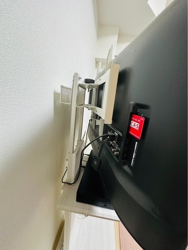 テレビスタンド テレビ台 スイング可能ホワイト (ぶー) 大阪天満宮の収納家具《テレビ台》の中古あげます・譲ります｜ジモティーで不用品の処分