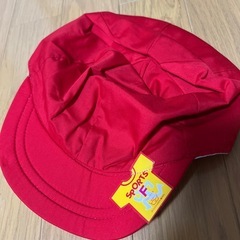 新品。上履きと半袖ジャージ紅白帽子セットの画像