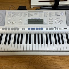 キーボード CASIO LK-205 脚付の画像