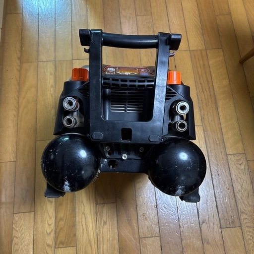 ジャンク品　MAX 1270E2 コンプレッサー Bluetooth機能付き