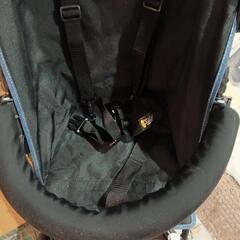 ベビーカー      ブロンドガード付きの画像