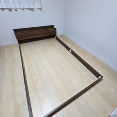 💥激安💥ダブルベッド・マットレスセットコンセント付き✨ (TMT古物販売店) 鶴見緑地のベッド《ダブルベッド》の中古 あげます・譲ります｜ジモティーで不用品の処分
