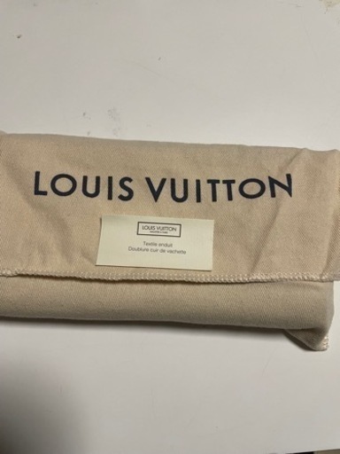 VUITTONジャイアントリバース長財布