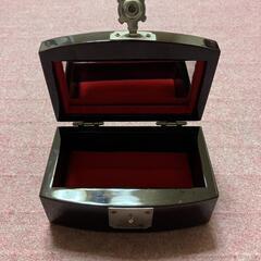 楽天市場】螺鈿 ジュエリーボックス 宝石箱 赤花蝶 収納 高級螺鈿 紫花 蝶 大容量 宝石 雑貨 アクセサリー入れ 韓国雑貨 プレゼント 豪華 結婚  可愛い 退職祝い 結婚祝い 還暦祝い 古希祝 結婚記念 鏡付き 仕切り トレー 取り外し クリスマス プレゼント 人気 