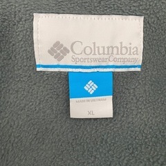 Columbia ブラック ジップアップジャケットの画像