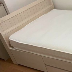 ニトリ　収納付きベッドフレーム　シングルの画像