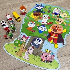 ★アンパンマンパズル15ピース＆トミカ＆パウパト