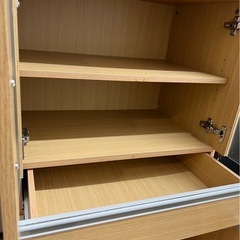 ［取引先決定]ニトリ　食器棚の画像
