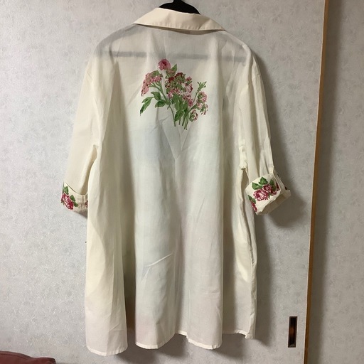 未着用　Smimicollection インド製　花柄シャツ 五分袖　Aライン