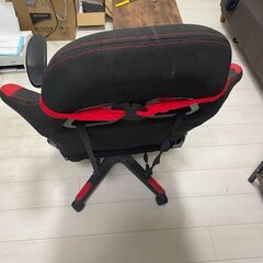 ゲーミングチェアお譲りします。 (週末ぼびー) 練馬の椅子《チェア》の中古あげます・譲ります｜ジモティーで不用品の処分
